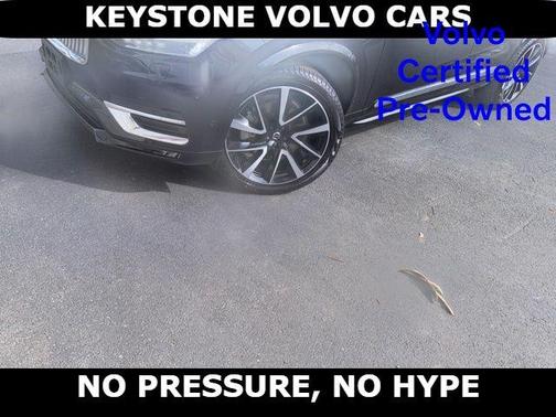 Onyx Black Metallic 2023 Volvo XC90 B6 Plus 7-Seater