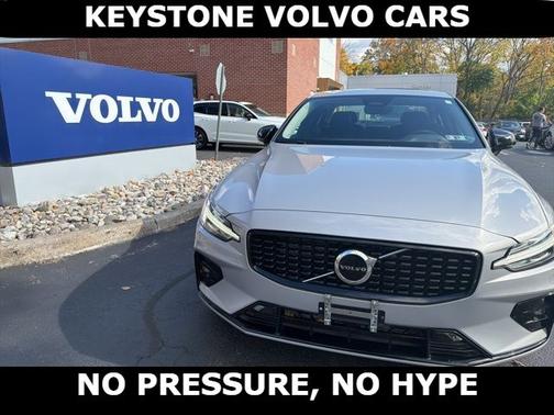 2025 Volvo S60 B5 Core