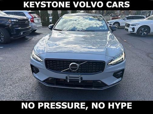 2025 Volvo S60 Core