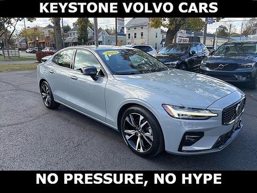 2025 Volvo S60 Core