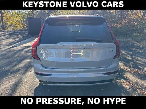 2026 Volvo XC90 B6 Ultra Dark Theme 7-Seater