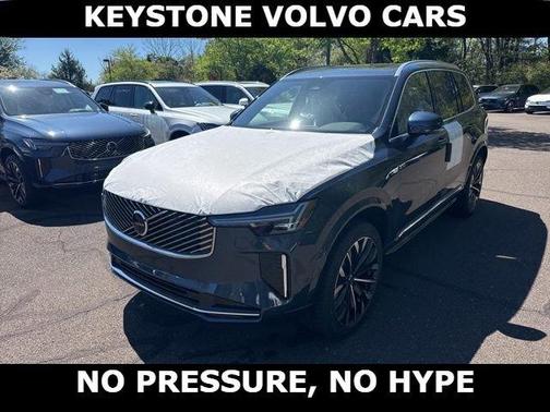 Denim Blue Metallic 2026 Volvo XC90 B5 Plus 7-Seater