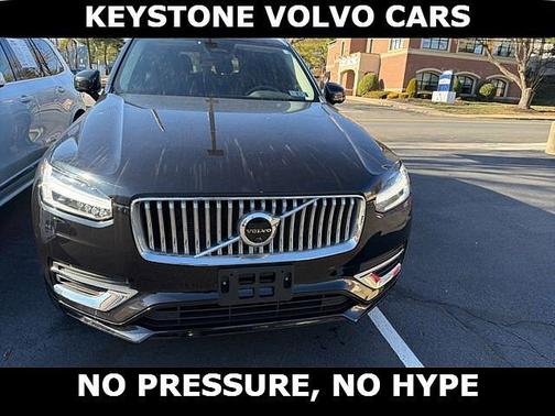 2023 Volvo XC90 Plus
