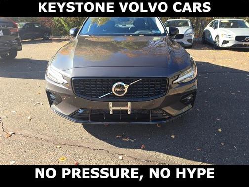 2025 Volvo S60 B5 Core