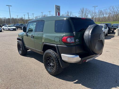 Black 2013 Toyota FJ Cruiser Base