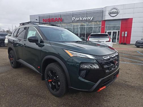Obsidian Green 2026 Nissan Rogue Rock Creek