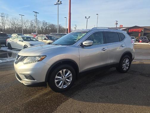 2016 Nissan Rogue SV