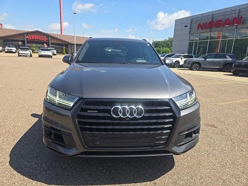 Gray Metallic 2018 Audi Q7 3.0T Prestige