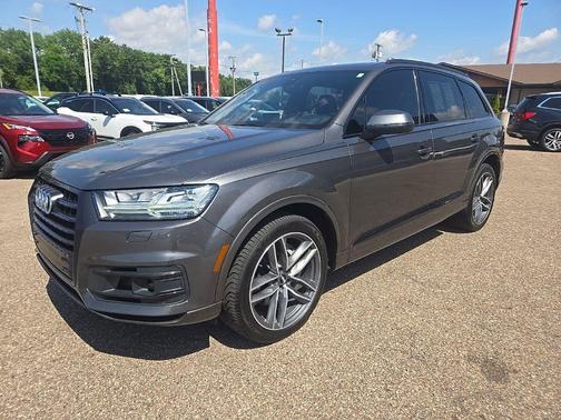 Gray Metallic 2018 Audi Q7 3.0T Prestige