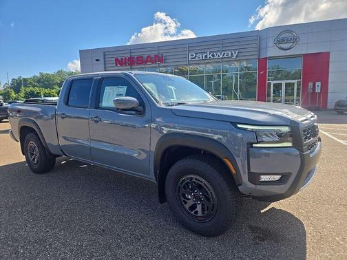 Boulder Gray Pearl 2026 Nissan Frontier PRO-4X