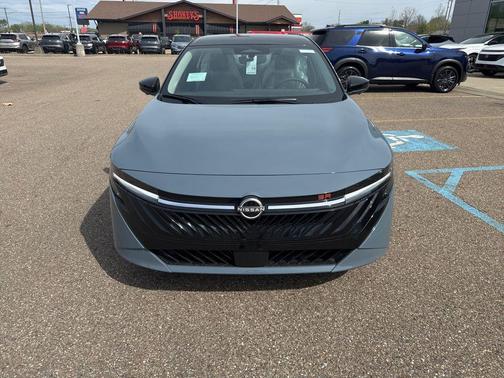 Atlantic Gray/Super Black 2026 Nissan Sentra SR