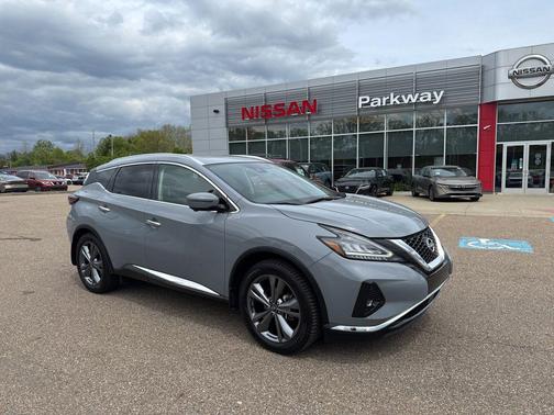 Boulder Gray Pearl 2023 Nissan Murano Platinum Intelligent AWD