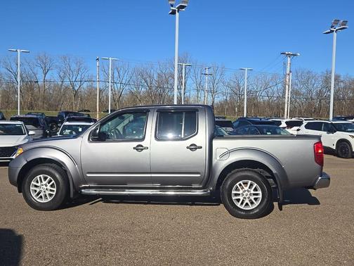 Gun Metallic 2018 Nissan Frontier SV