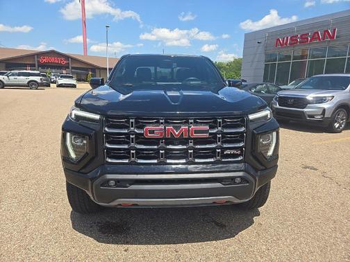 Onyx Black 2023 GMC Canyon AT4