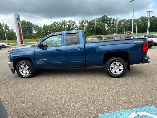 Deep Ocean Blue Metallic 2017 Chevrolet Silverado 1500 1LT