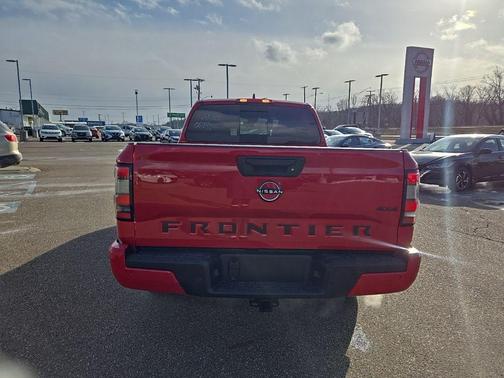 2026 Nissan Frontier SV