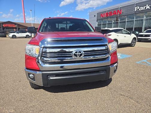 2017 Toyota Tundra SR5