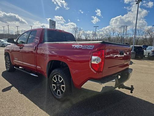 2017 Toyota Tundra SR5