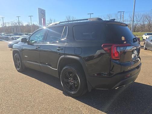 2020 GMC Acadia AWD AT4