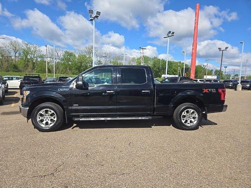 Shadow Black 2017 Ford F-150 XLT