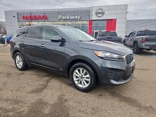 2020 Kia Sorento LX