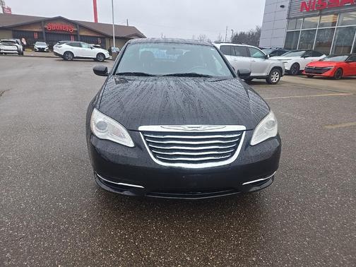2012 Chrysler 200 Touring