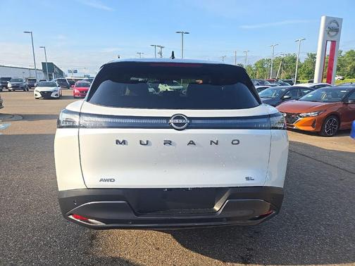 Everest White Pearl Tricoat/Super Black 2025 Nissan Murano SL