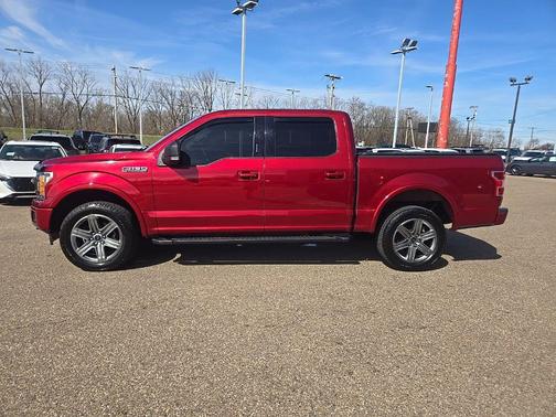 Ruby Red Metallic Tinted Clearcoat 2019 Ford F-150 XLT
