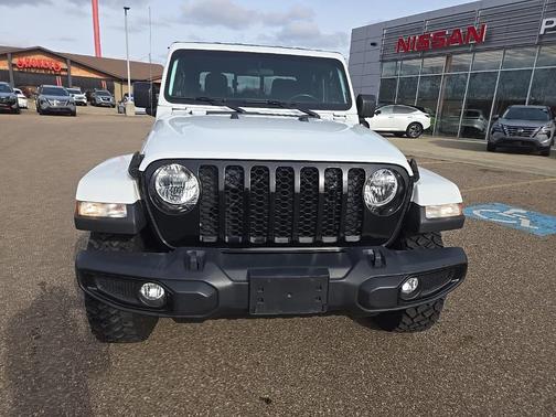 2022 Jeep Gladiator Willys 4x4