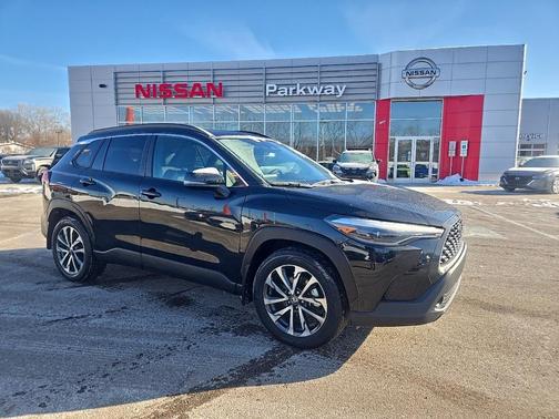 2023 Toyota Corolla Cross XLE