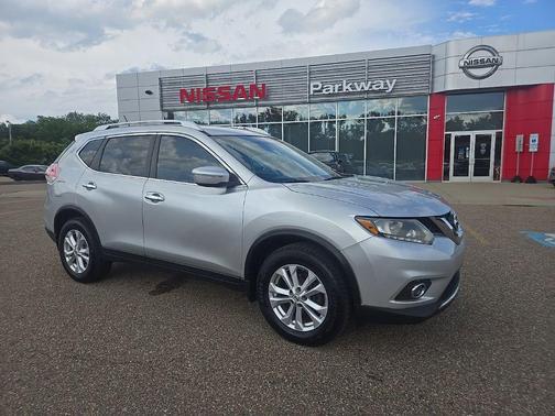 Brilliant Silver 2015 Nissan Rogue SV