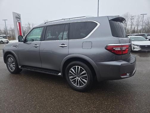 2024 Nissan Armada SL 4WD