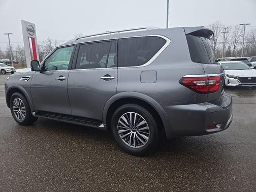 2024 Nissan Armada SL 4WD