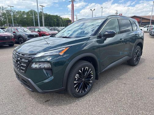 Obsidian Green 2026 Nissan Rogue Dark Armor