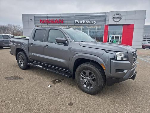 2022 Nissan Frontier SV