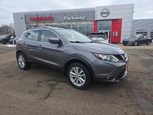 2018 Nissan Rogue Sport SV