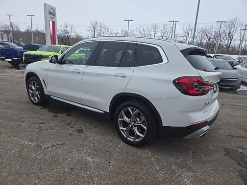 2023 BMW X3 xDrive30i