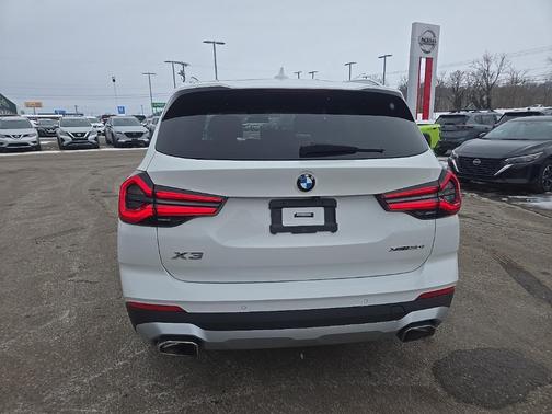 2023 BMW X3 xDrive30i