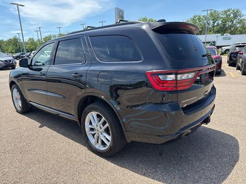 DB Black Crystal Clearcoat 2024 Dodge Durango GT Plus