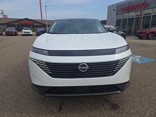 Everest White Pearl Tricoat/Super Black 2025 Nissan Murano SL