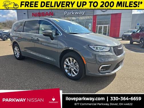 2023 Chrysler Pacifica Touring L