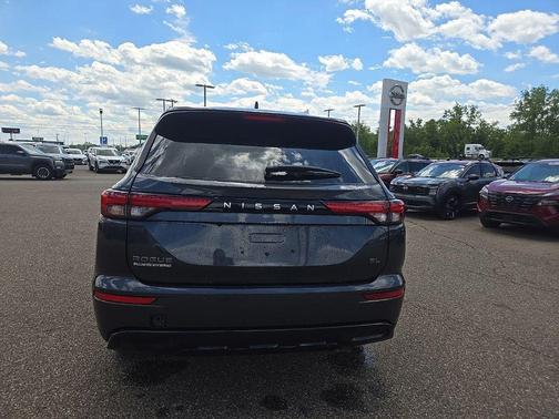 Moonrock Gray 2026 Nissan Rogue SL