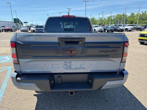 Boulder Gray Pearl 2026 Nissan Frontier PRO-4X