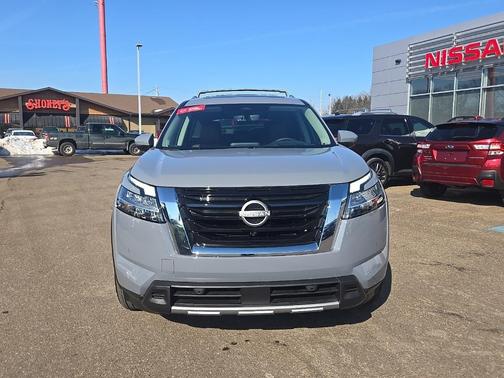 2024 Nissan Pathfinder Platinum 4WD