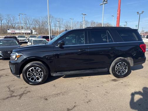 2024 Ford Expedition XLT