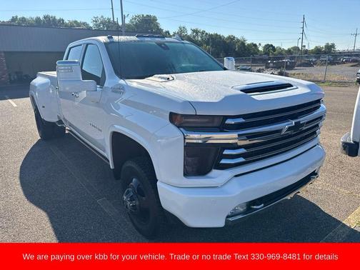 Summit White 2023 Chevrolet Silverado 3500 High Country