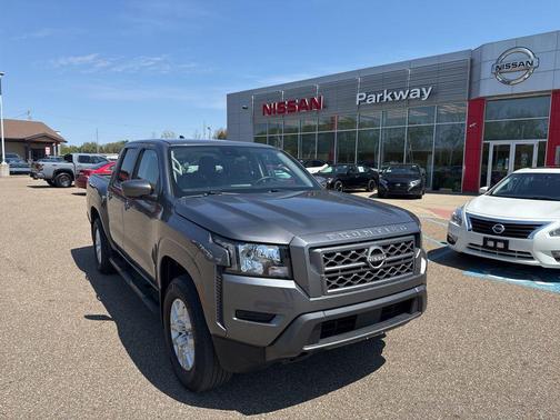 Gun Metallic 2022 Nissan Frontier SV