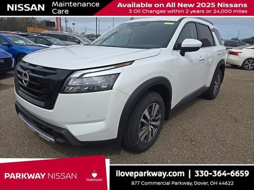 2025 Nissan Pathfinder SL 4WD
