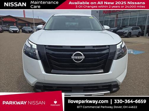 2025 Nissan Pathfinder SL 4WD