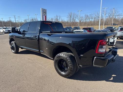 2024 RAM 3500 Big Horn Crew Cab 4x4 8' Box
